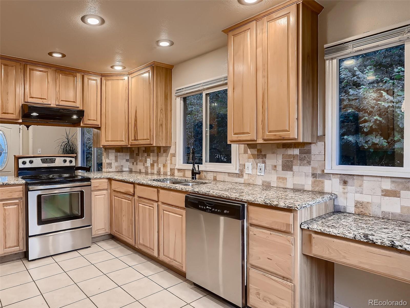 7735 Raleigh Street Westminster, CO 80030 - Photo 8 of 32 Gallery Image 8