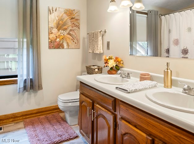 631 Short Brook Road Vincent, OH 45784 - Photo 28 of 31 Full bathroom with toilet and double vanity