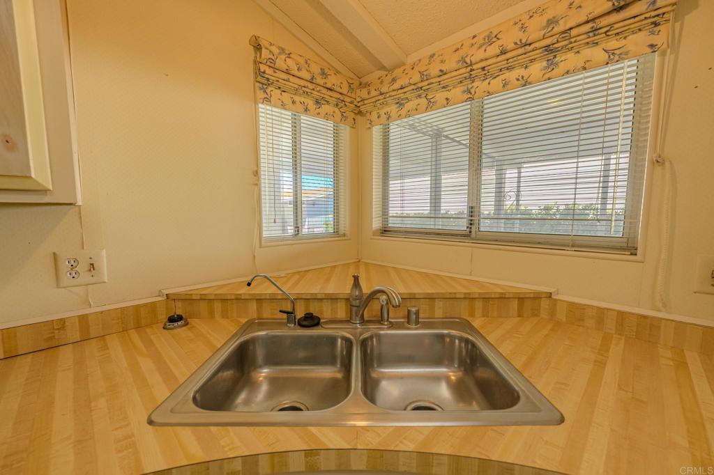 4650 Dulin Road, Unit 153 Fallbrook, CA 92003 - Photo 11 of 24 a bathroom with sink and bathtub