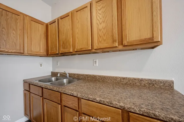 $749 | 3014 West 10th Street, Unit 1, Indianapolis, IN 46222