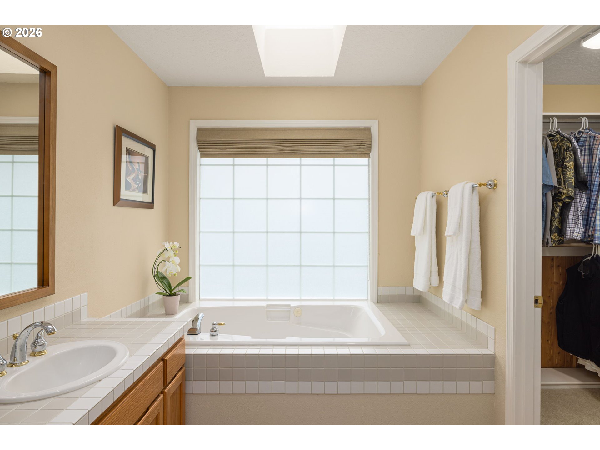 5324 Southwest Wichita Street Tualatin, OR 97062 - Photo 32 of 47 Owner's Suite Bathroom
