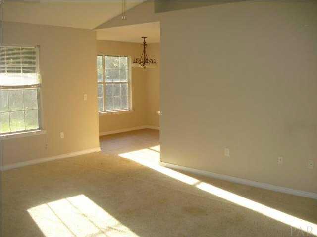 5315 Cox Road Milton, FL 32583 - Photo 3 of 9 Gallery Image 3
