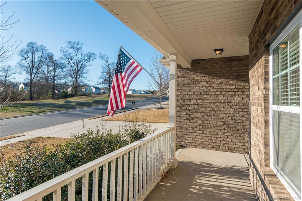 985 Roxburgh Avenue Rock Hill, SC 29732 - Photo 3 of 29
