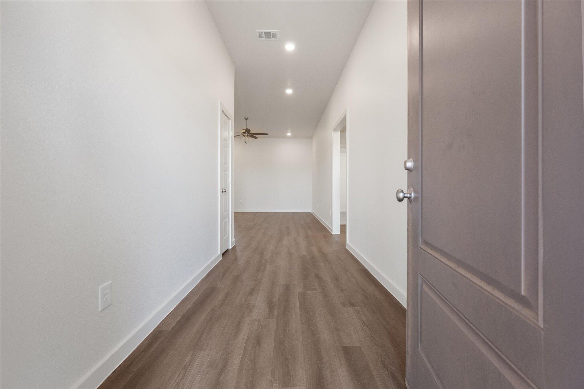 5640 Rice Street Lubbock, TX 79416 - Photo 2 of 21 02-5640 Rice_8301