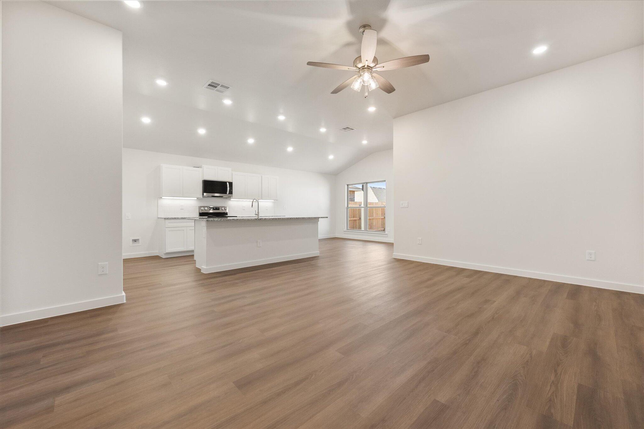 5640 Rice Street Lubbock, TX 79416 - Photo 4 of 21 11-5640 Rice_8341