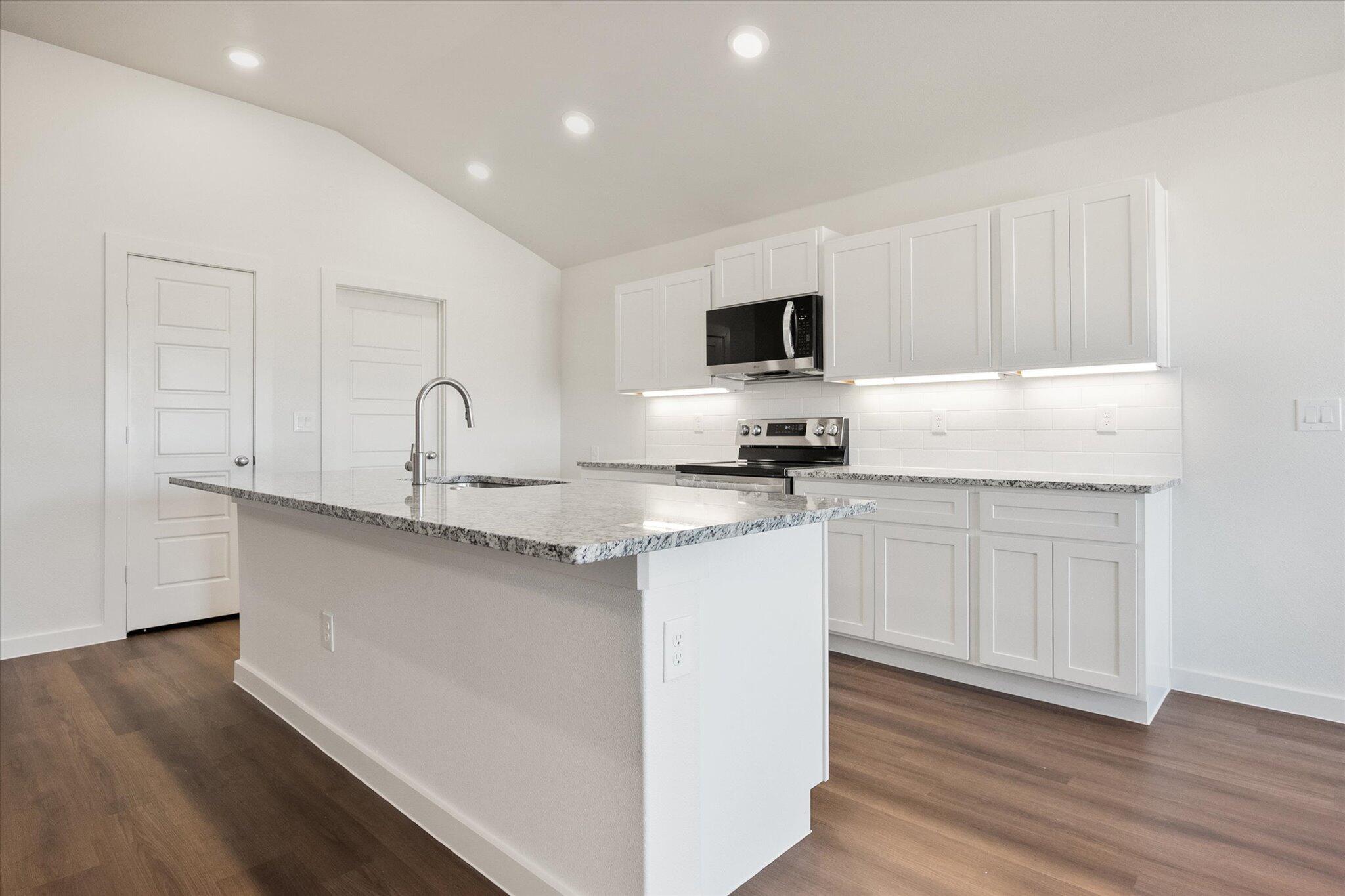 5640 Rice Street Lubbock, TX 79416 - Photo 6 of 21 17-5640 Rice_8366