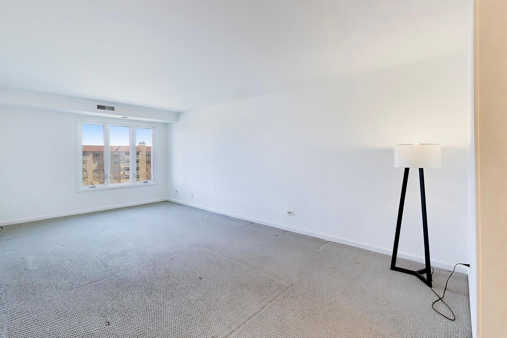 1280 Rudolph Drive, Unit 5K Northbrook, IL 60062 - Photo 11 of 27