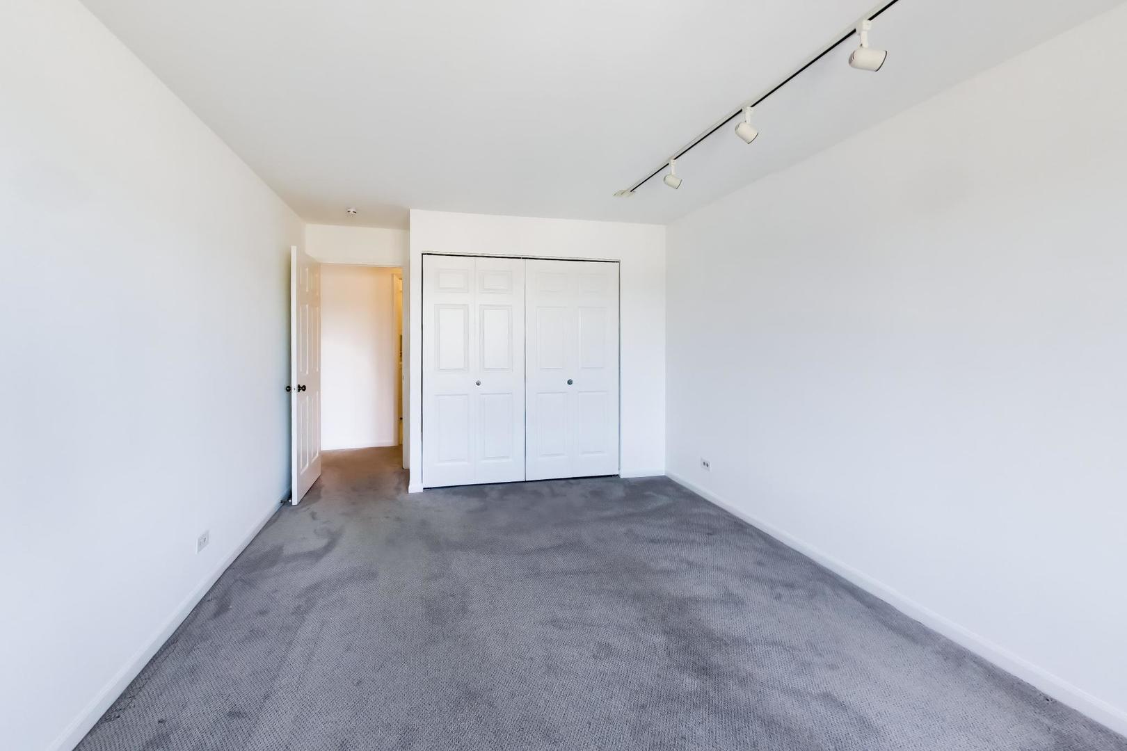 1280 Rudolph Drive, Unit 5K Northbrook, IL 60062 - Photo 18 of 27