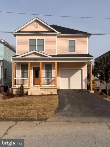 $3,295 | 4008 4th Street, North Beach, MD 20714