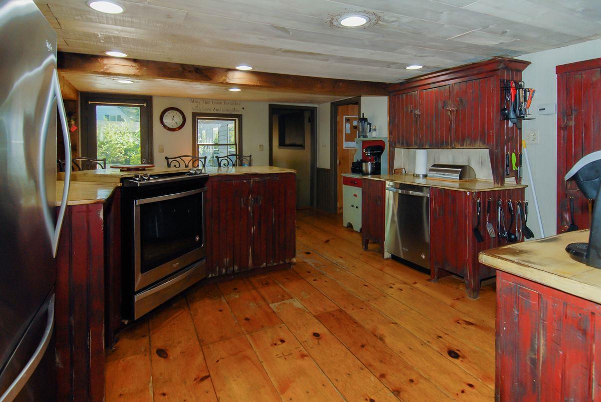 252 Milton Road Rochester, NH 03868 - Photo 6 of 39