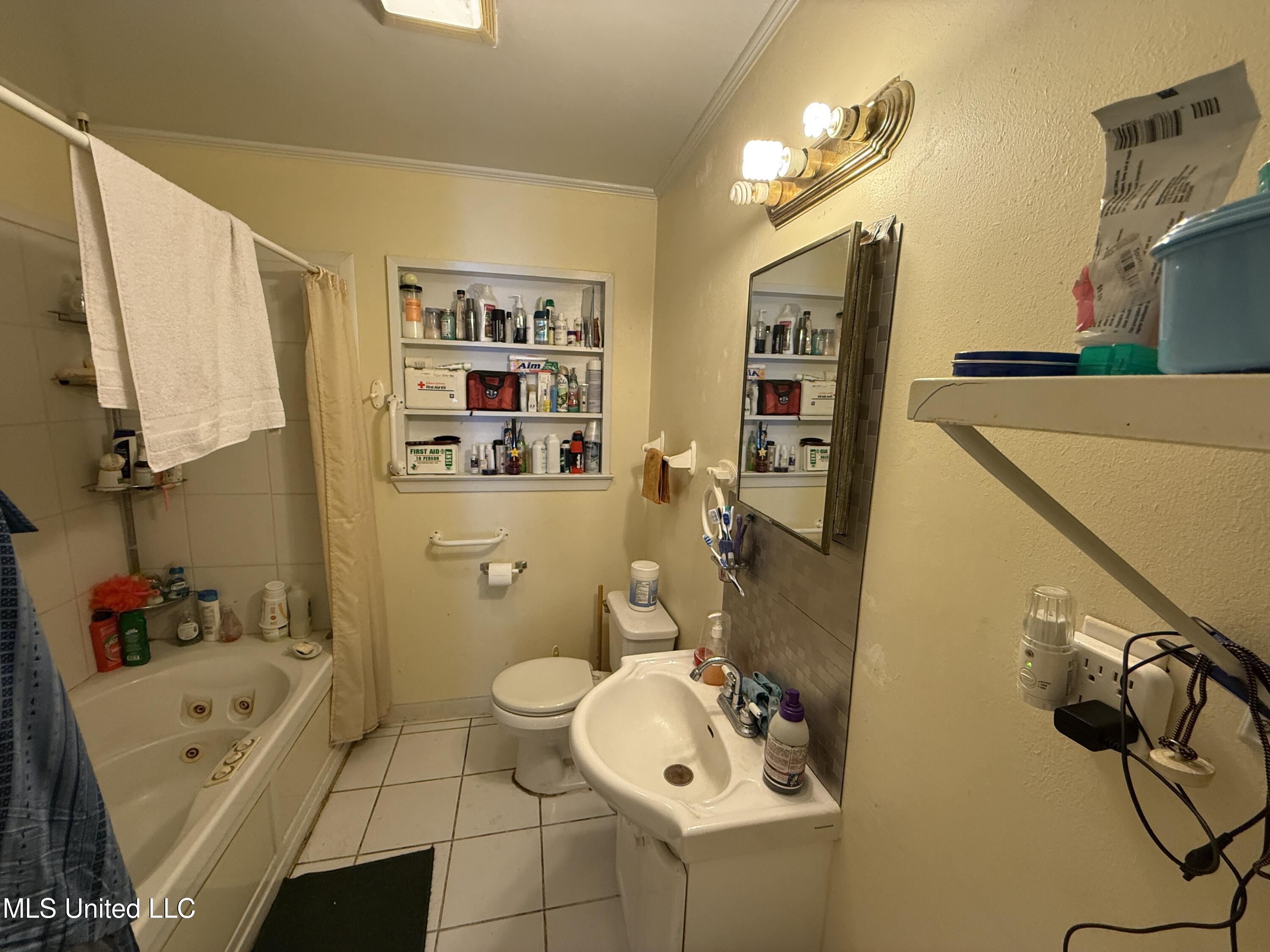 112 Barbara Circle Ocean Springs, MS 39564 - Photo 16 of 21 IMG_0835