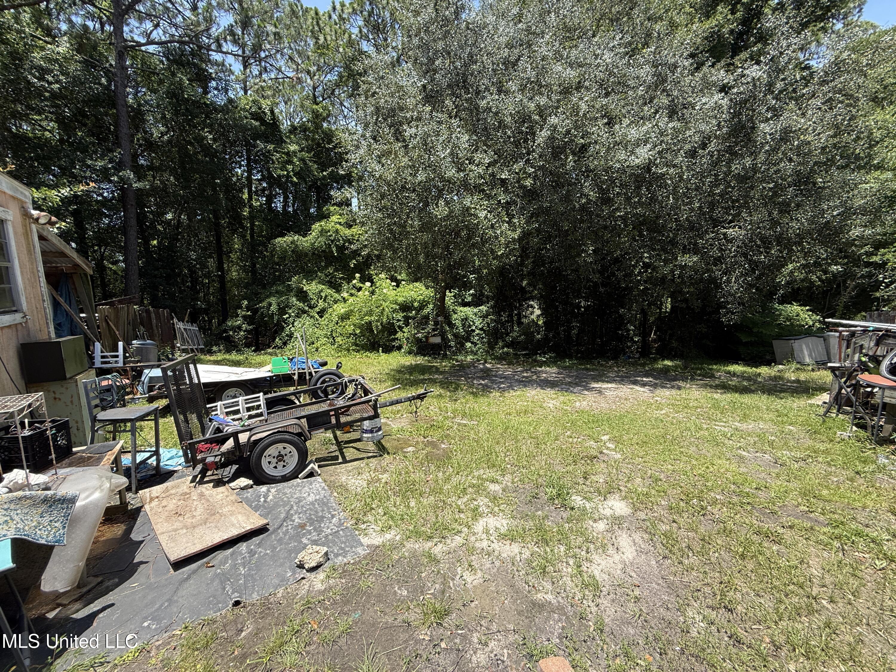 112 Barbara Circle Ocean Springs, MS 39564 - Photo 6 of 21 IMG_0852