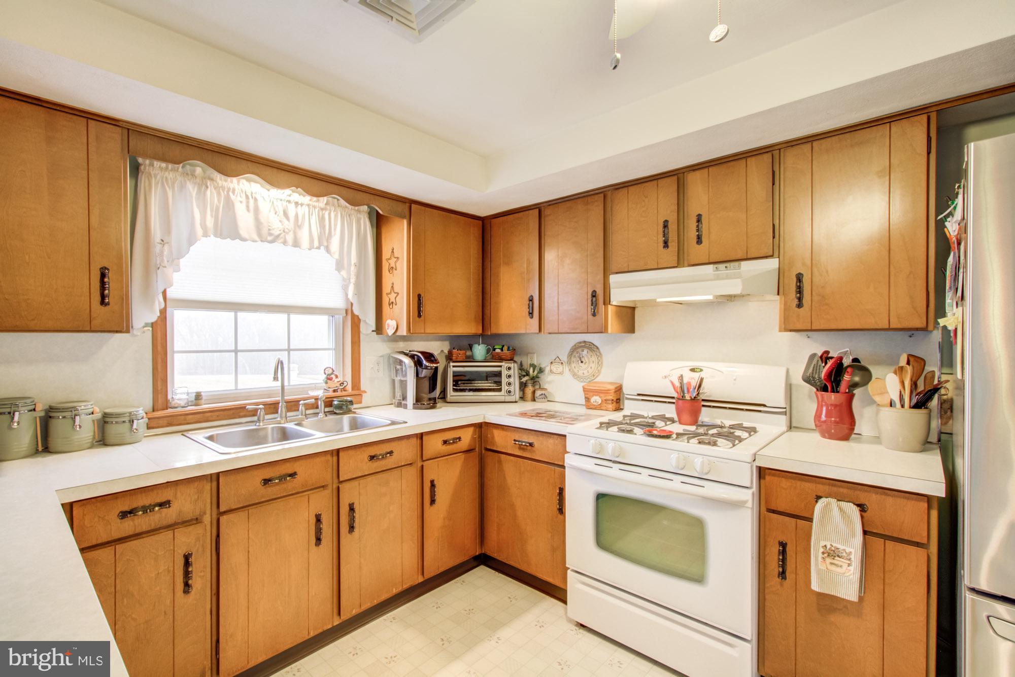 13165 Laurel Road Brogue, PA 17309 - Photo 8 of 28