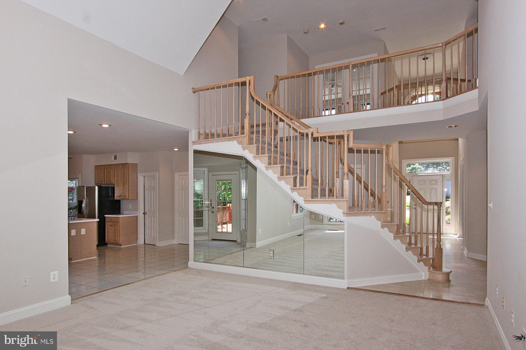 11328 Woodbrook Lane Reston, VA 20194 - Photo 18 of 30 Family Room