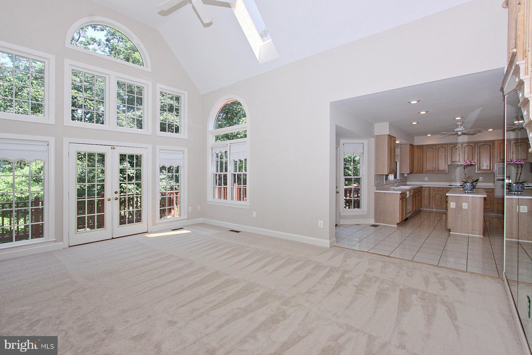 11328 Woodbrook Lane Reston, VA 20194 - Photo 10 of 30 Family Room