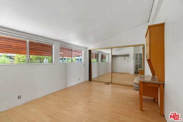 $289,000 | 23777 Mulholland Highway, Unit 70, Calabasas, CA 91302