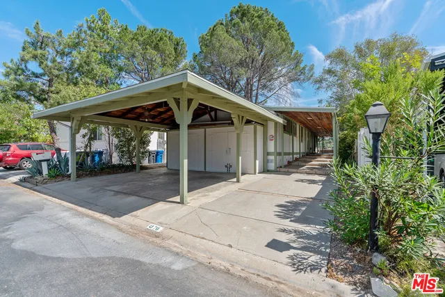 $289,000 | 23777 Mulholland Highway, Unit 70, Calabasas, CA 91302
