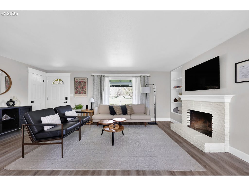 1533 Sequoia Avenue Springfield, OR 97477 - Photo 2 of 46