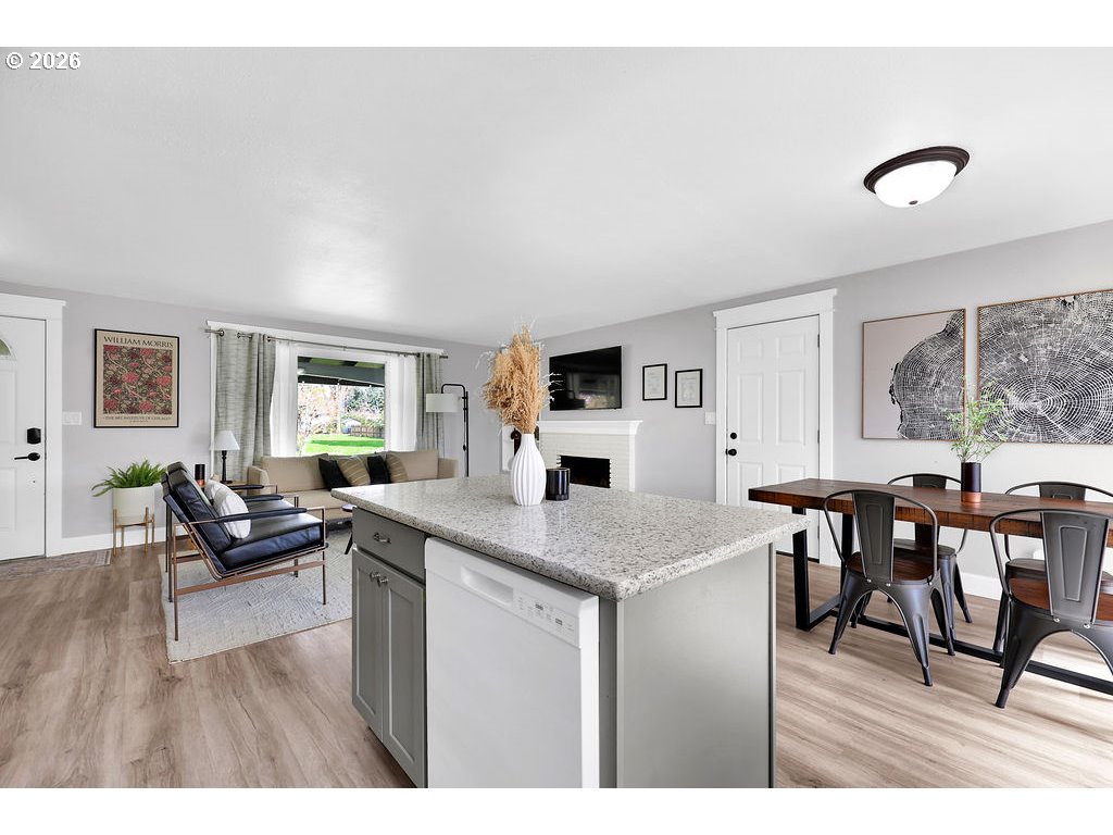 1533 Sequoia Avenue Springfield, OR 97477 - Photo 21 of 46