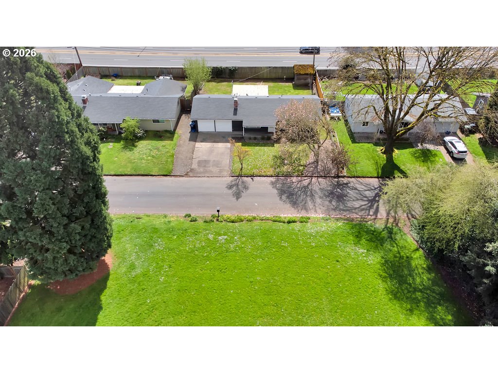 1533 Sequoia Avenue Springfield, OR 97477 - Photo 43 of 46