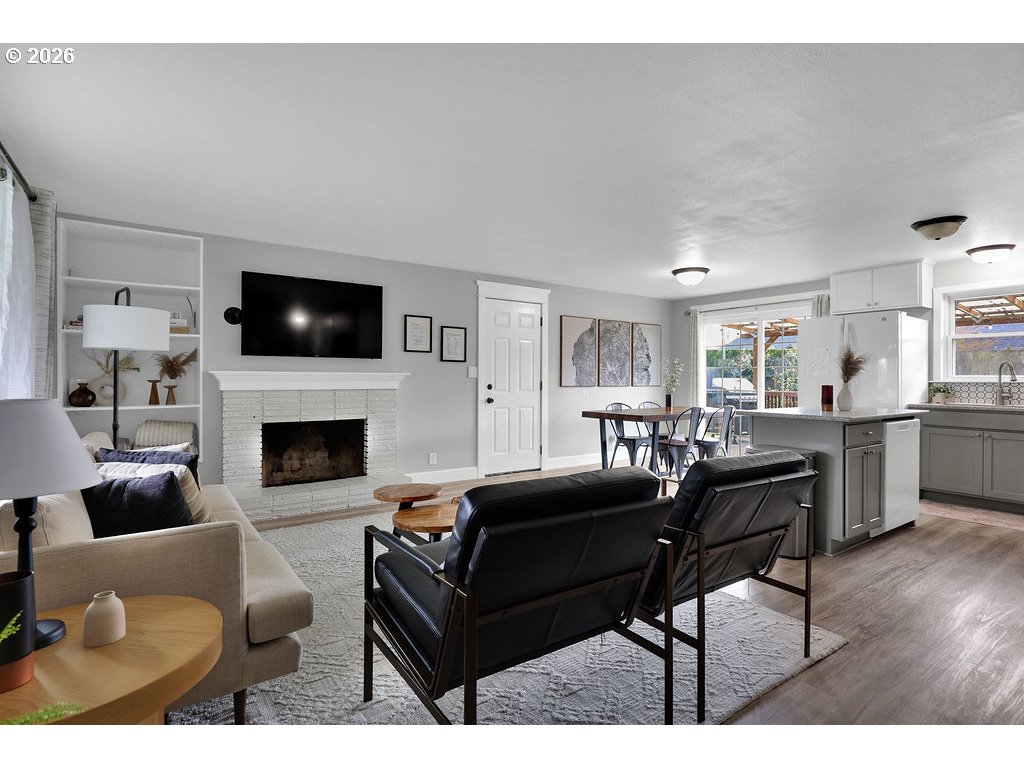 1533 Sequoia Avenue Springfield, OR 97477 - Photo 8 of 46