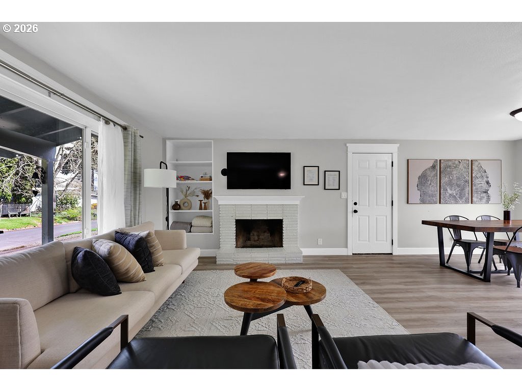 1533 Sequoia Avenue Springfield, OR 97477 - Photo 10 of 46