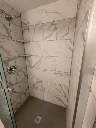 $115,000 | 333 North Lake Howard Drive, Unit 313A, Winter Haven, FL 33880