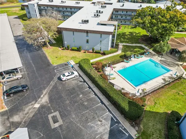 $115,000 | 333 North Lake Howard Drive, Unit 313A, Winter Haven, FL 33880