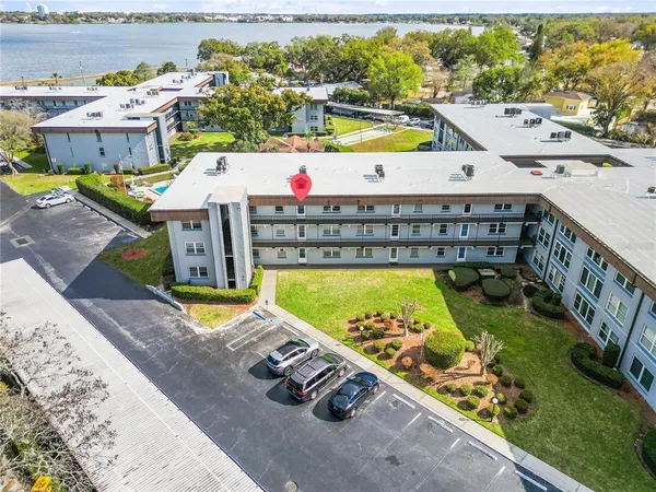 $115,000 | 333 North Lake Howard Drive, Unit 313A, Winter Haven, FL 33880