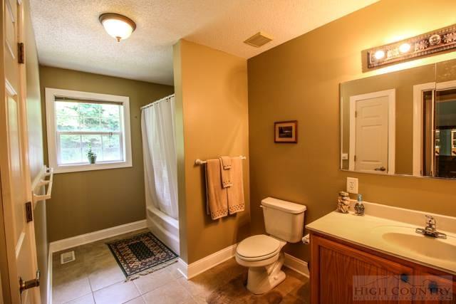 559 Locust Hill Road Boone, NC 28607 - Photo 6 of 23 Gallery Image 6