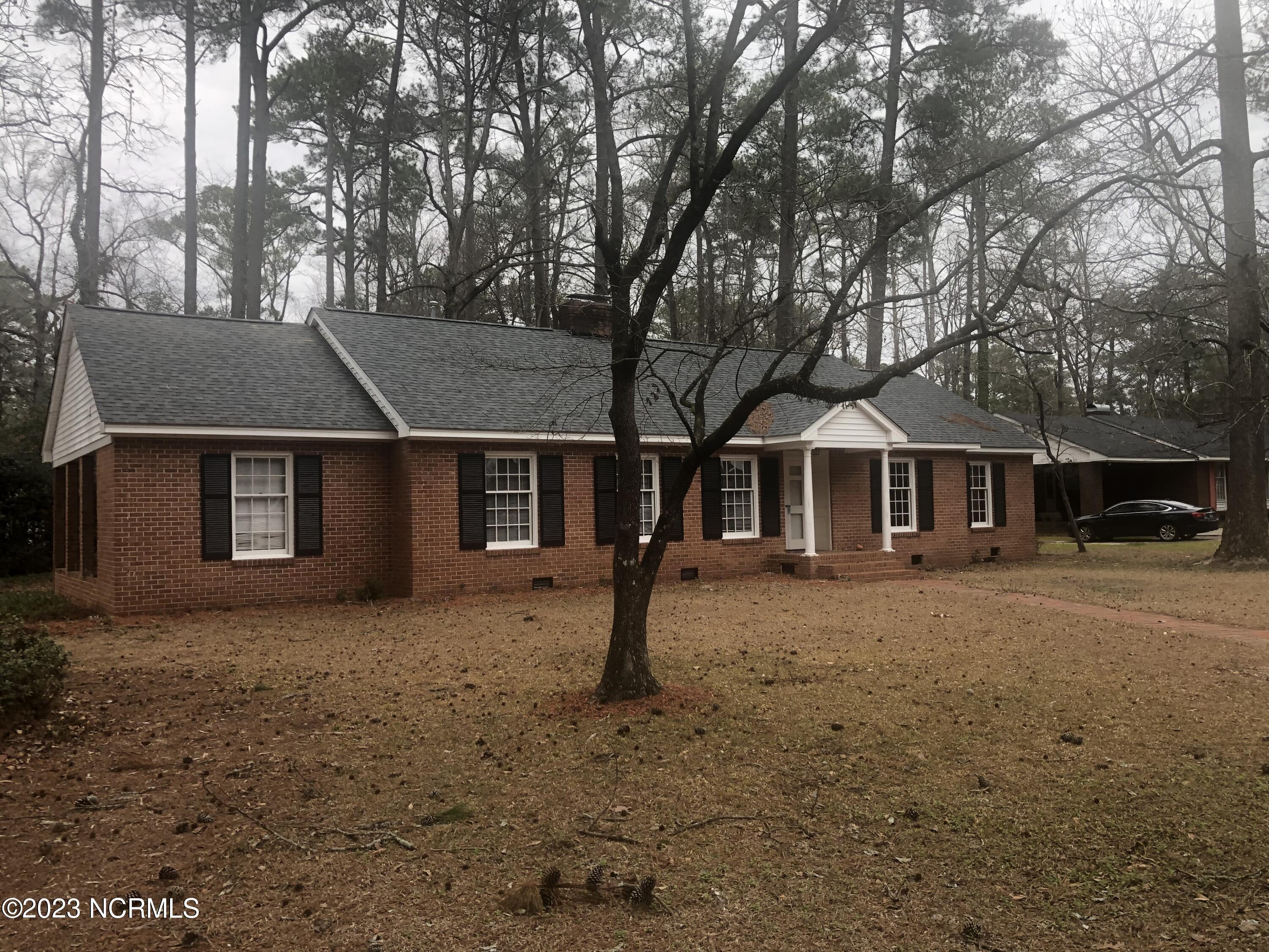 2200 Riley Road Kinston, NC 28504 - Photo 3 of 19 Side view