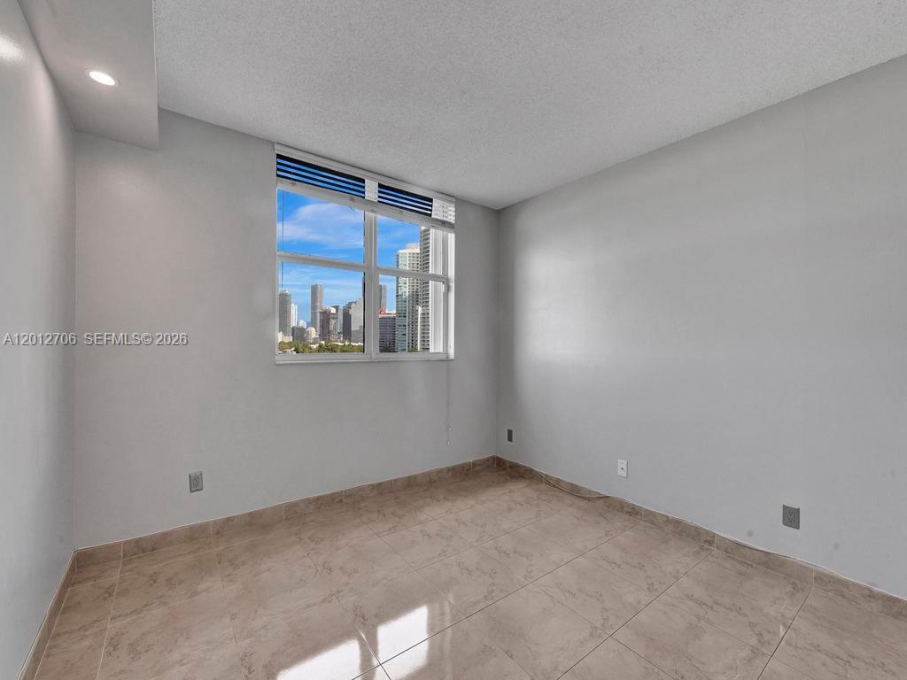 2475 Brickell Avenue, Unit 804 Miami, FL 33129 - Photo 18 of 58