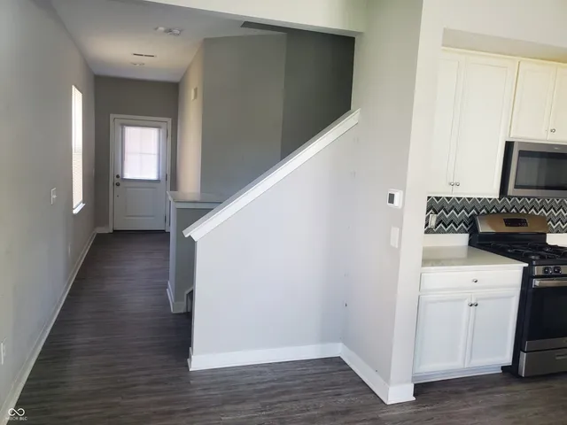 $2,300 | 9823 Kenwood Street, Avon, IN 46123