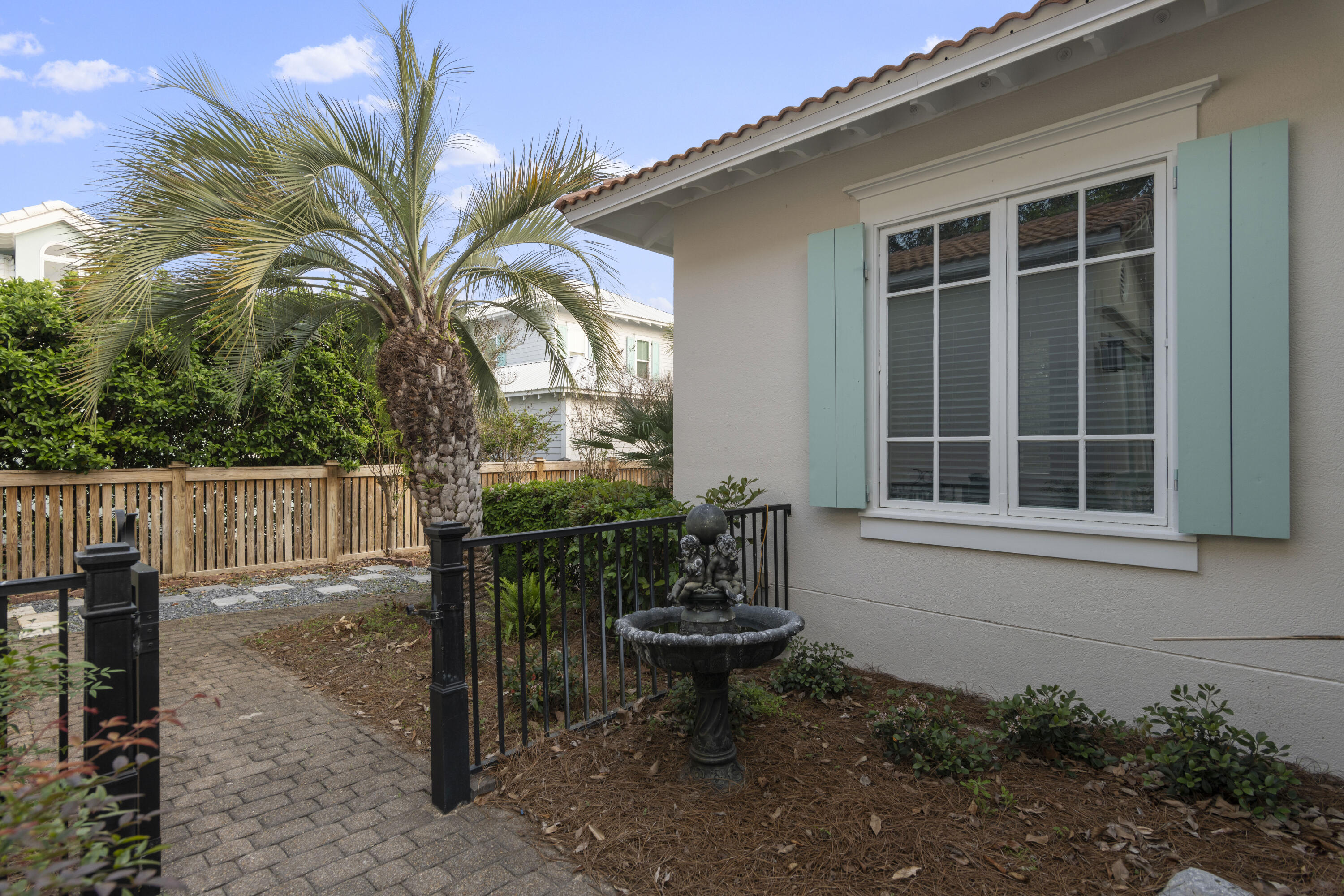 37 Rue Martine Miramar Beach, FL 32550 - Photo 37 of 49 Courtyard