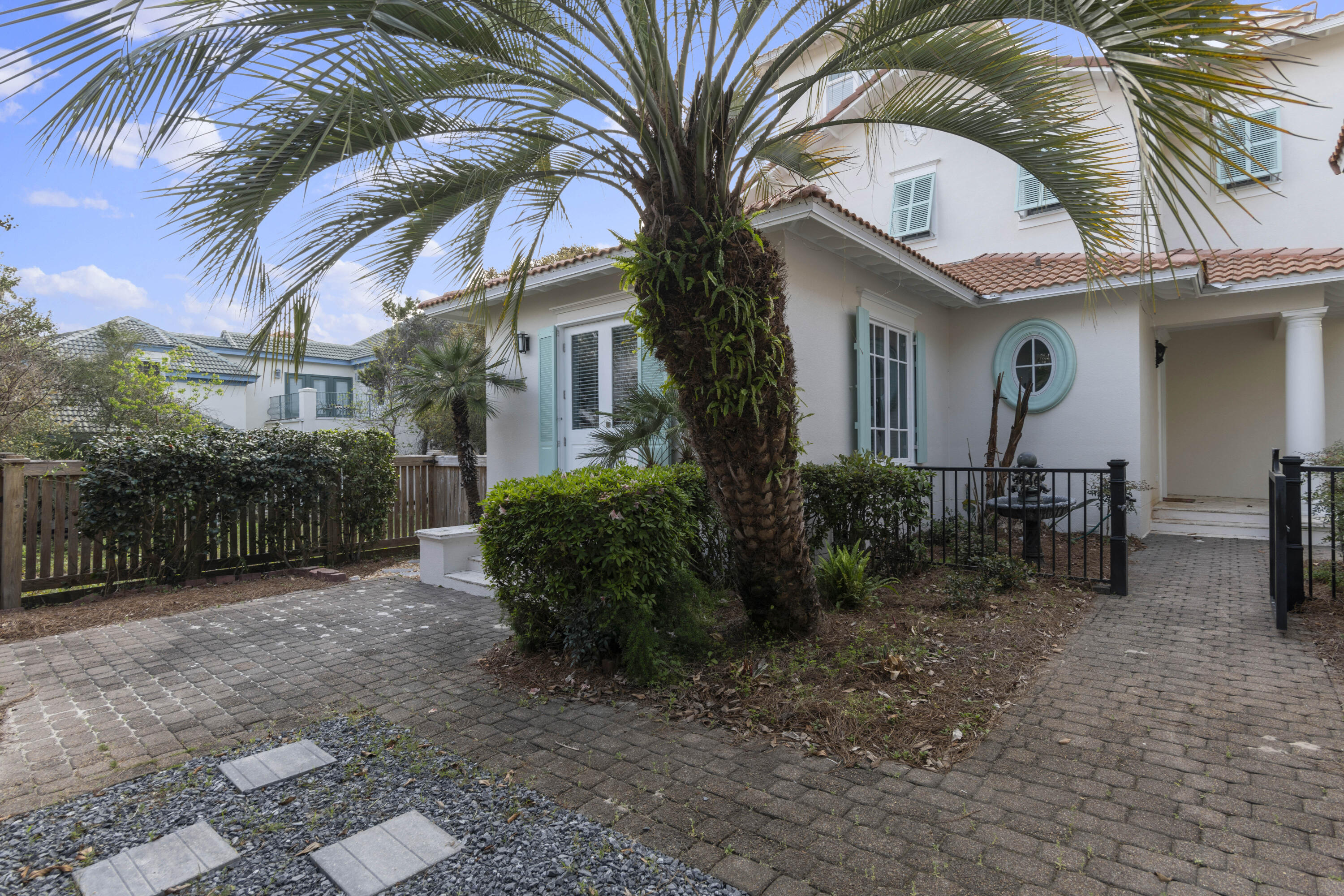 37 Rue Martine Miramar Beach, FL 32550 - Photo 38 of 49 Courtyard