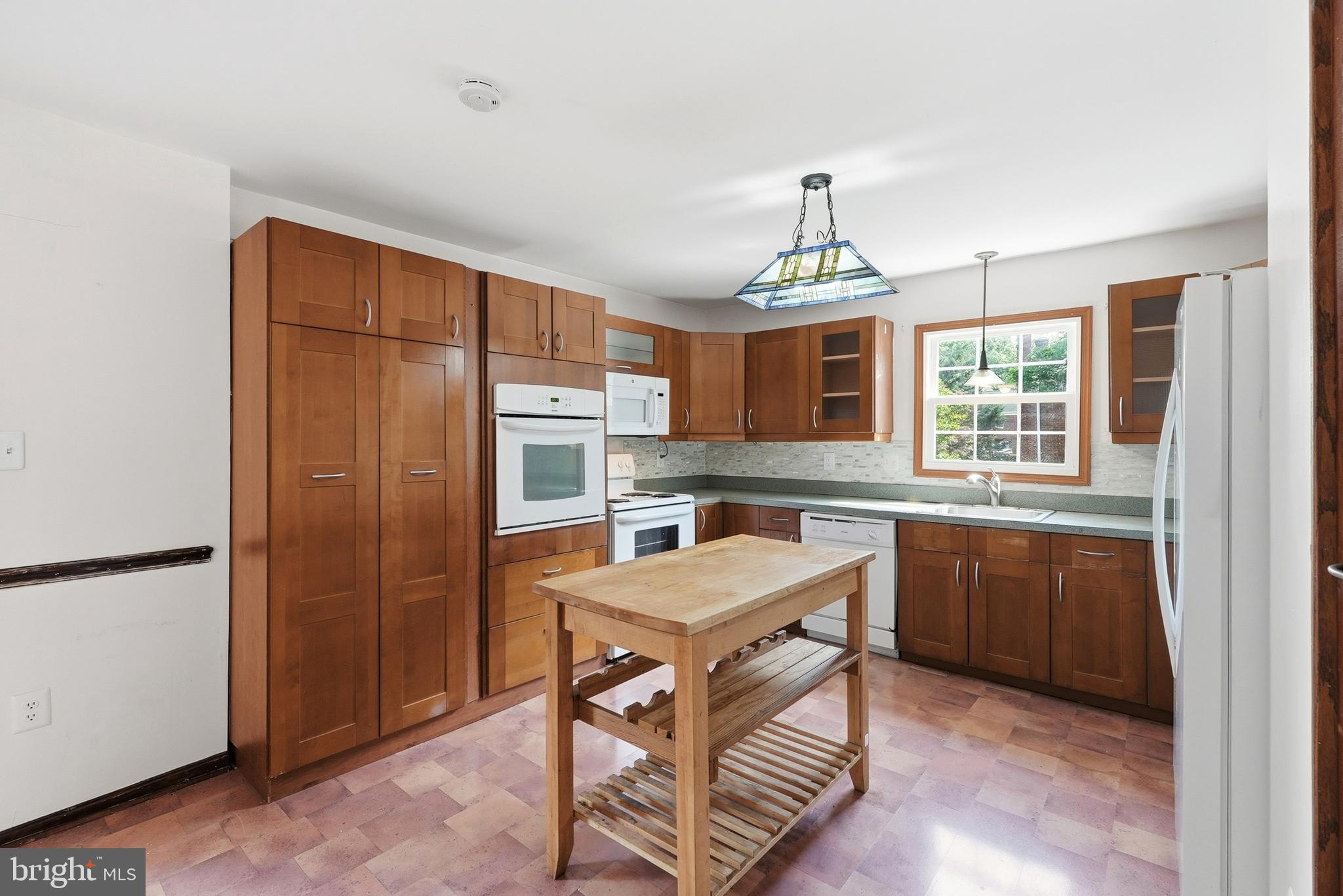 8031 Sleepy View Lane Springfield, VA 22153 - Photo 17 of 45 Large Kitchen