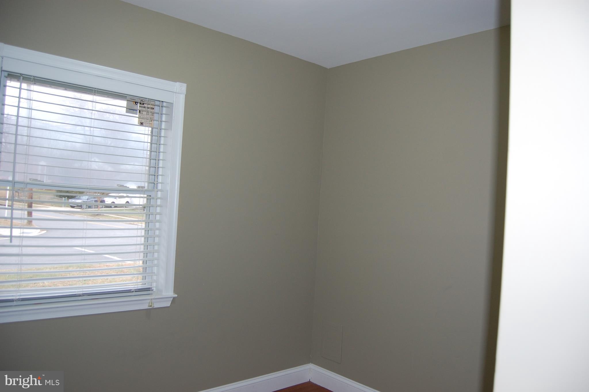 912 Lindsay Road Oxon Hill, MD 20745 - Photo 16 of 27 3rd Bedroom or Office/Den