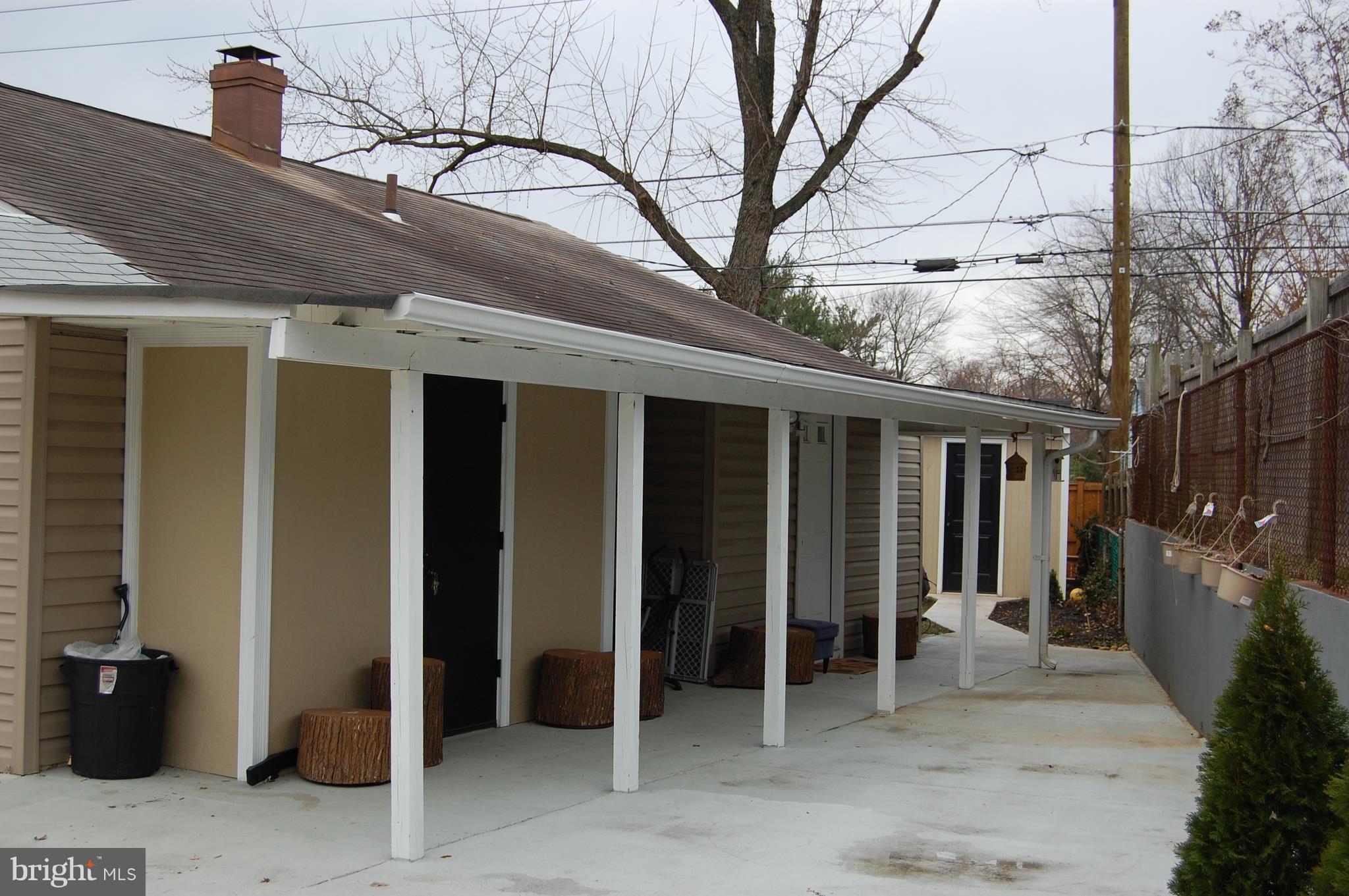 912 Lindsay Road Oxon Hill, MD 20745 - Photo 20 of 27 Exterior (Rear)