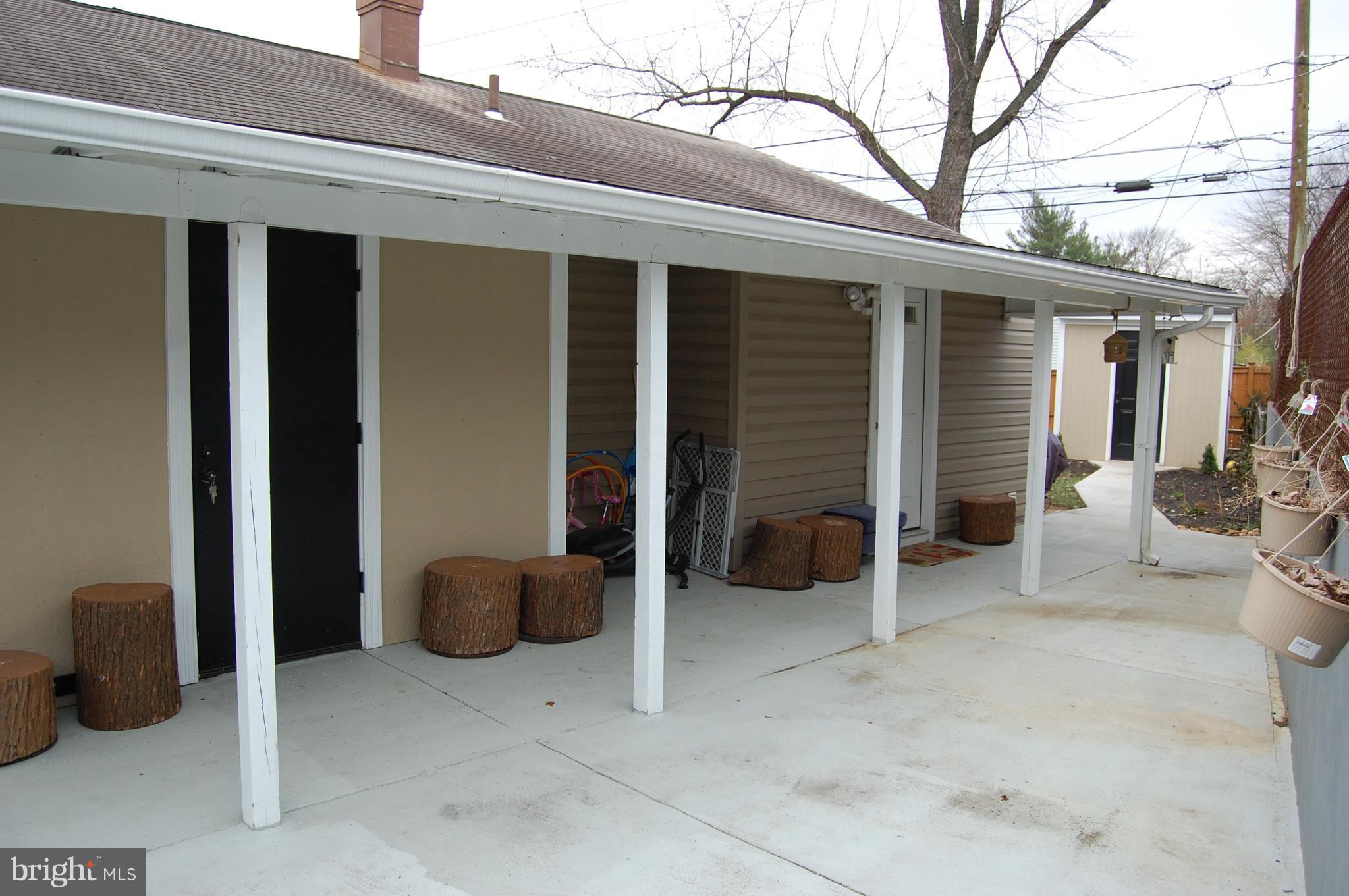 912 Lindsay Road Oxon Hill, MD 20745 - Photo 21 of 27 Patio/Storage Closet