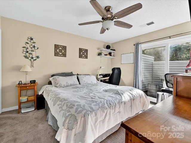 $199,999 | 1612 Hollow Drive, Charlotte, NC 28212