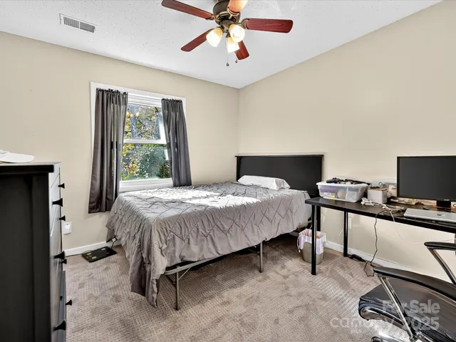 $199,999 | 1612 Hollow Drive, Charlotte, NC 28212