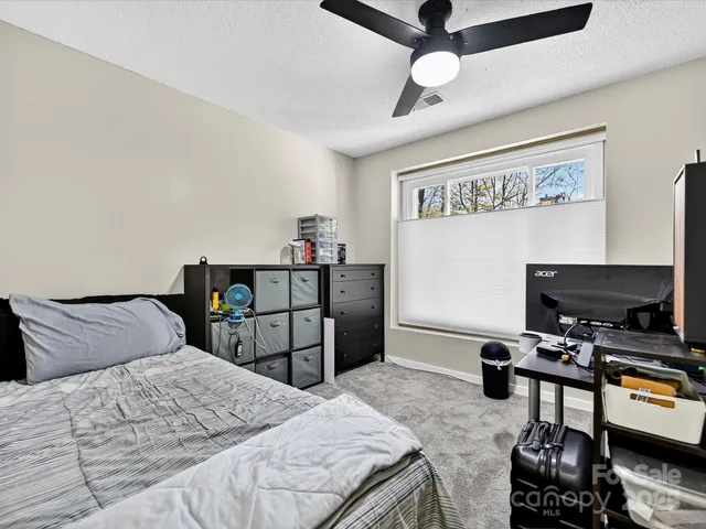 $199,999 | 1612 Hollow Drive, Charlotte, NC 28212