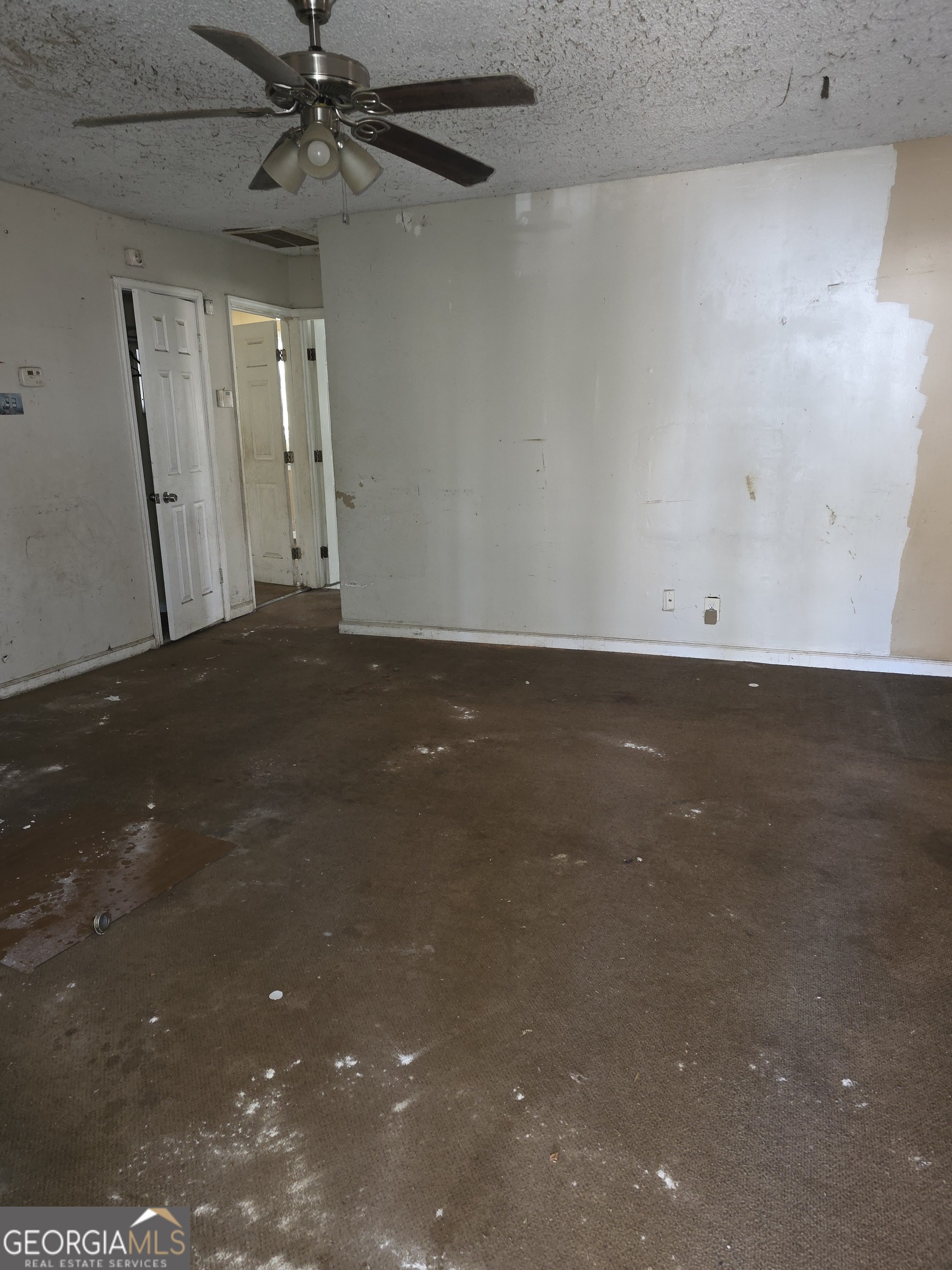 244 Dollar Mill Road Southwest Atlanta, GA 30331 - Photo 4 of 6