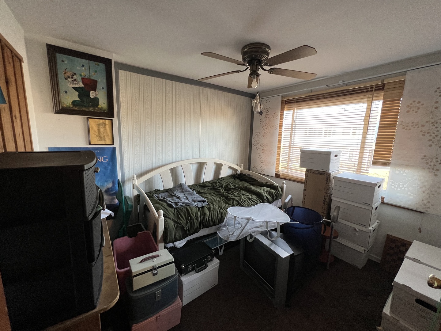 21 McCarthy Road Park Forest, IL 60466 - Photo 16 of 26 a living room with furniture