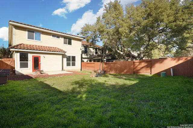 $2,200 | 1354 Crown Brook, San Antonio, TX 78260