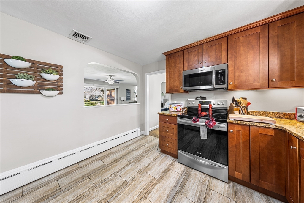 12 Brooklawn Road Wilbraham, MA 01095 - Photo 9 of 26