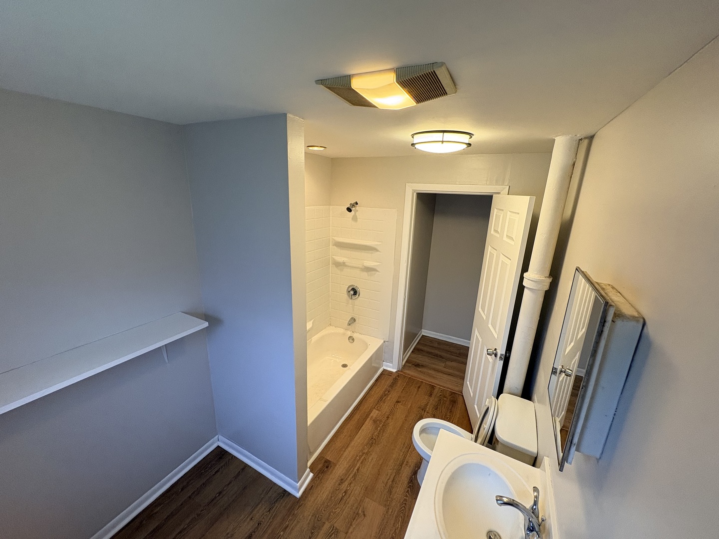 86 North 4th Street, Unit 3 Aurora, IL 60505 - Photo 9 of 9