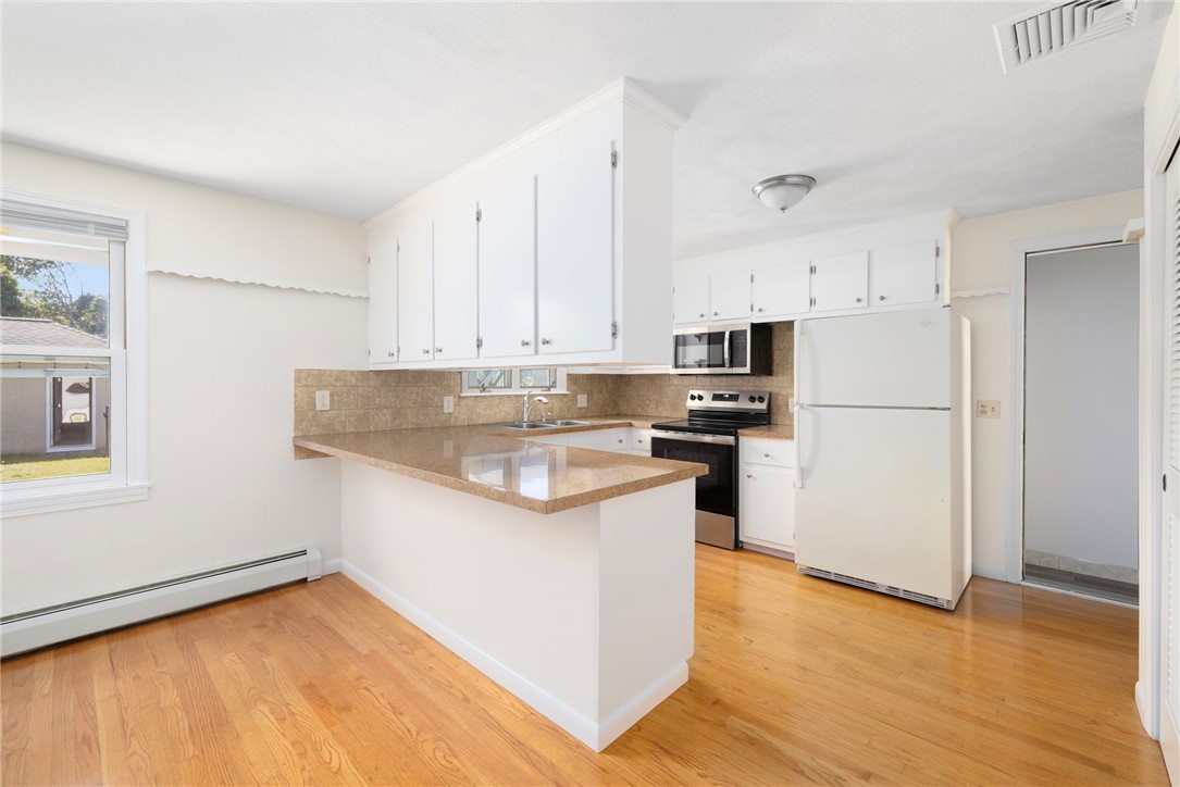 46 Ray Street Coventry, RI 02816 - Photo 12 of 47 Gallery Image 12