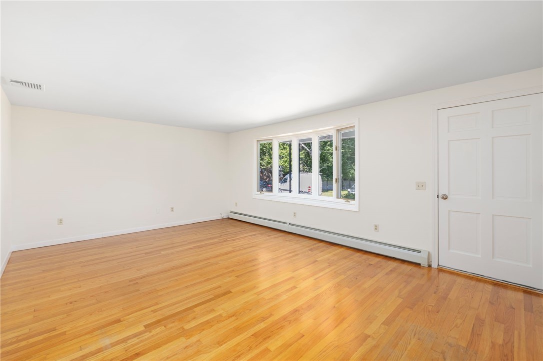 46 Ray Street Coventry, RI 02816 - Photo 6 of 47 Gallery Image 6