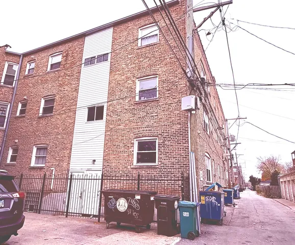 $235,000 | 4652 North St Louis Avenue, Unit 3E, Chicago, IL 60625